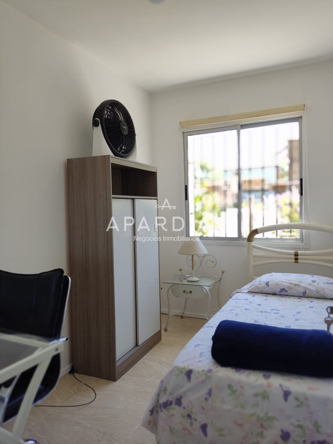 Casa ID.21097735 - Alquiler Casa 3 dormitorios 2 baños y amplio jardín en La Barra, El Tesoro