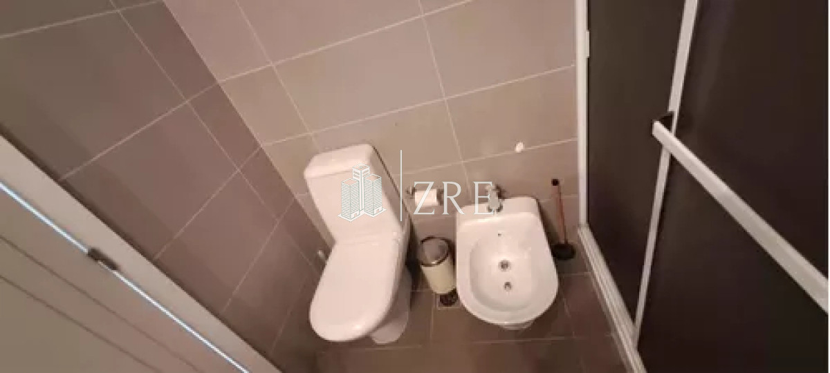 Apartamento ID.882 - Alquiler apartamento 3 dormitorios 2 baños en Punta del este, península