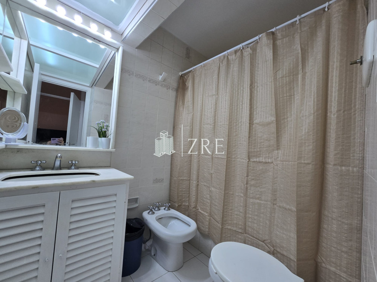 Apartamento ID.943 - Venta apartamento 1 dormitorio y medio en Punta del este, Primera línea