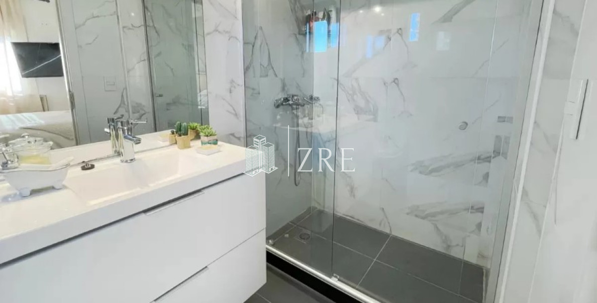 Apartamento ID.858 - Venta apartamento de 3 dormitorios 2 baños en zona Centro de Maldonado 