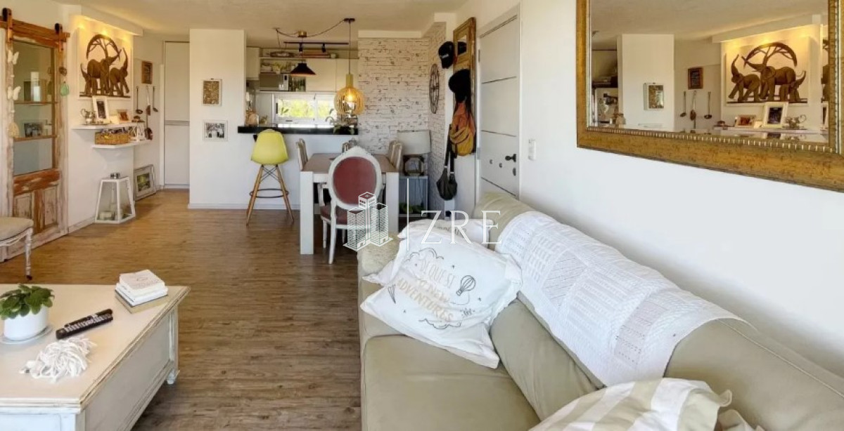 Apartamento ID.858 - Venta apartamento de 3 dormitorios 2 baños en zona Centro de Maldonado 