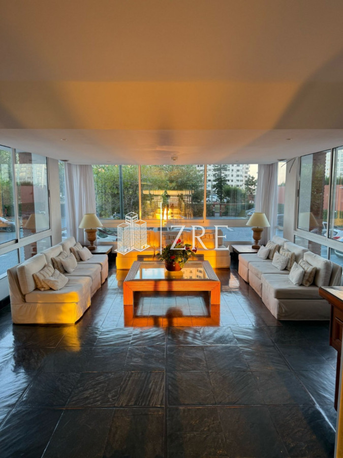 Apartamento ID.943 - Venta apartamento 1 dormitorio y medio en Punta del este, Primera línea