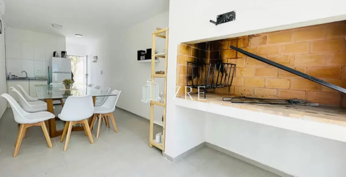 Apartamento ID.858 - Venta apartamento de 3 dormitorios 2 baños en zona Centro de Maldonado 