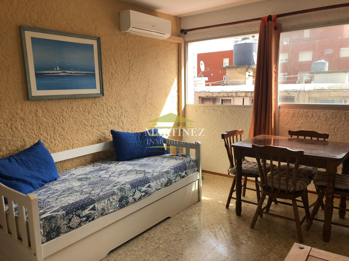 Apartamento ID.25 - Alquiler Apartamento 1 dormitorio en en Península, Punta del este