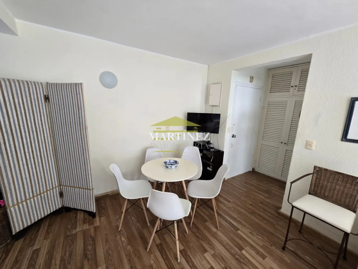 Apartamento ID.46 - Alquiler Apartamento con vista al mar 1 dormitorio en Península, Punta del este 