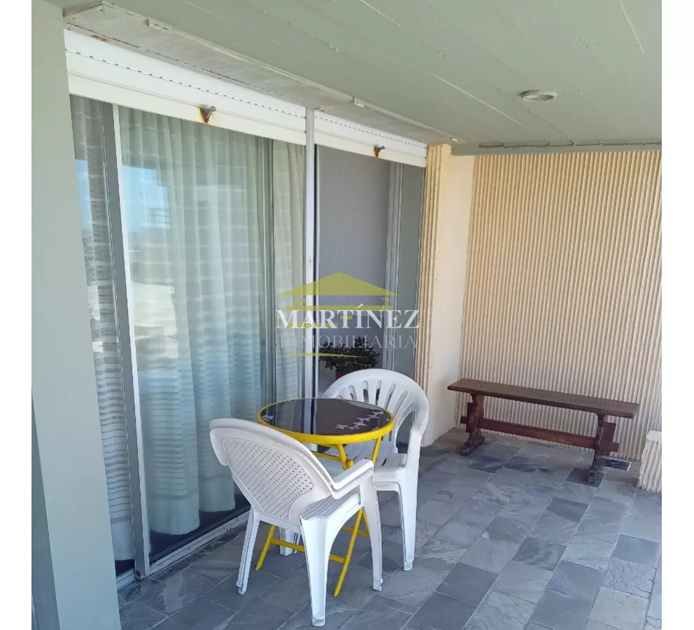 Apartamento ID.35 - Alquiler Apartamento en frente al mar 1 dormitorio en Península, Punta del este 