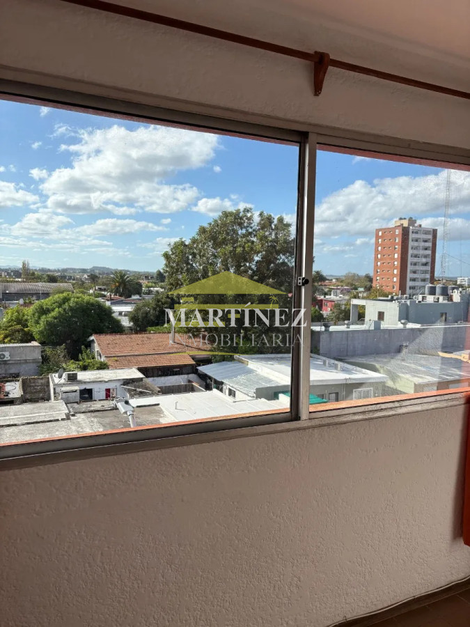 Apartamento ID.45 - Alquiler apartamento 2 dormitorios con garage Maldonado centro