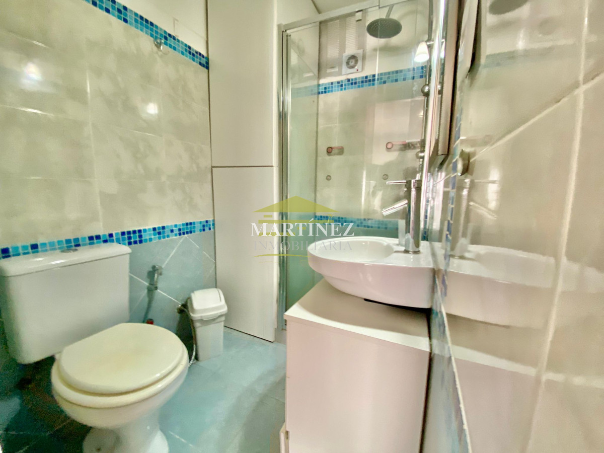 Apartamento ID.62 - Alquiler lindo monoambiente con cochera en Península, Punta del este