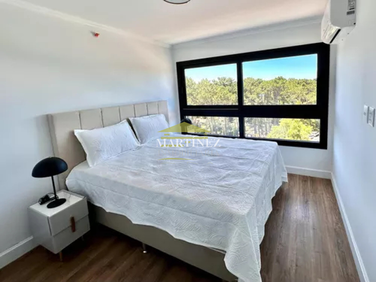 Apartamento ID.32 - Alquiler Apartamento Av. Roosevelt, Punta del este 1 Dorm Con Amenities