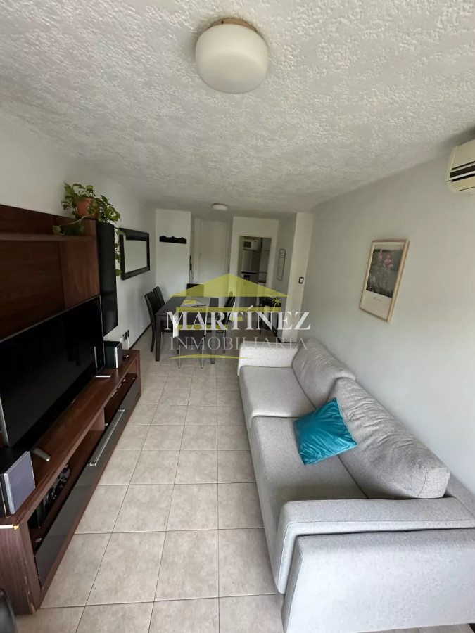 Apartamento ID.40 - Venta y Alquiler apartamento 2 dormitorios en Aidy Grill, Punta del este