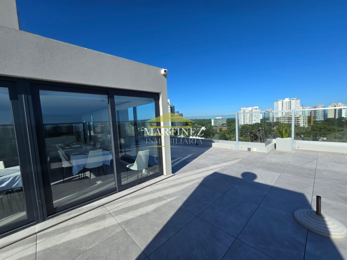 Apartamento ID.12 - Venta Apartamento 1 dormitorio y medio en edificio View I Punta del este