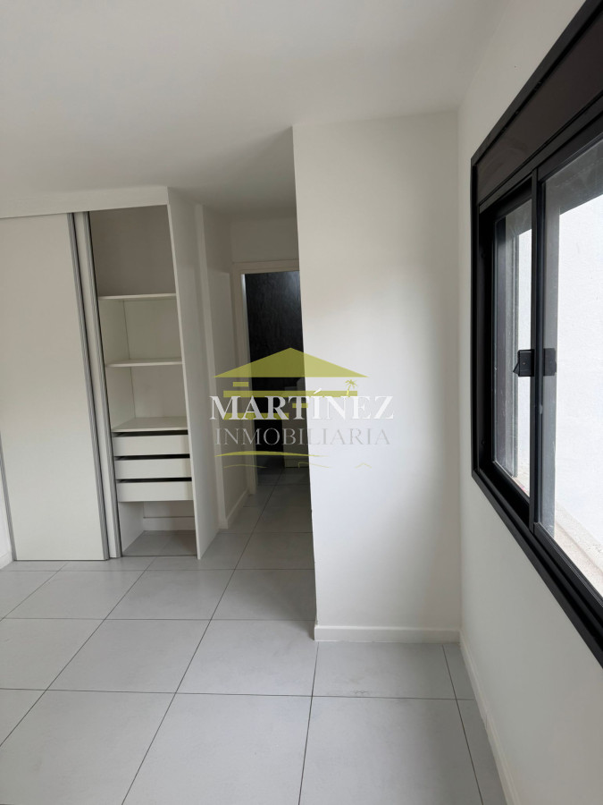 Apartamento ID.104 - Venta apartamento 3 dormitorios 2 baños con Terraza y parrillero en Centro de Maldonado