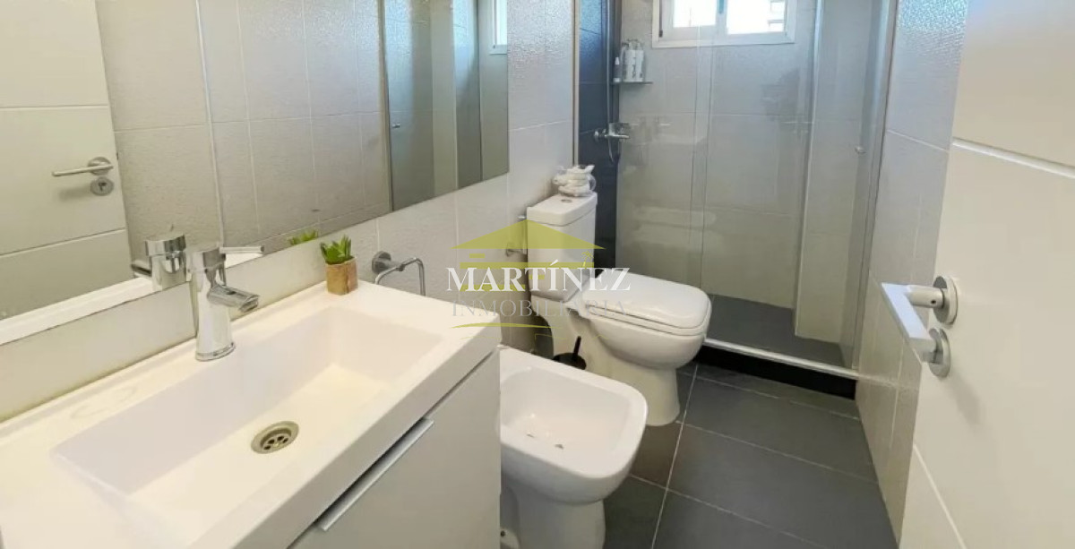 Apartamento ID.86 - Venta apartamento de 3 dormitorios 2 baños en zona Centro de Maldonado 
