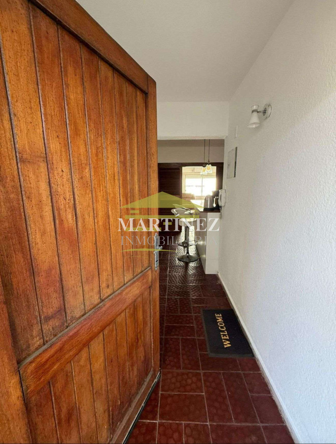 Apartamento ID.62 - Alquiler lindo monoambiente con cochera en Península, Punta del este