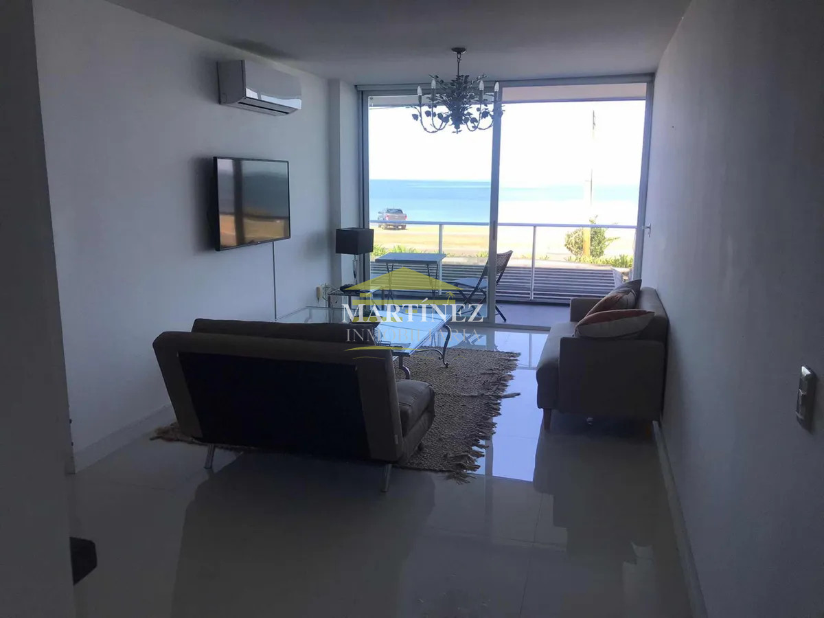 Apartamento ID.84 - Alquiler apartamento frente al mar 1 dormitorio Playa Mansa, Punta del este