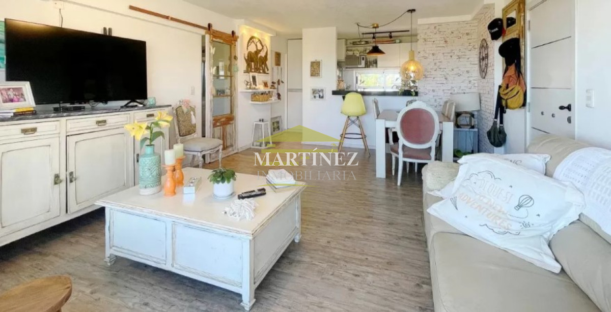Apartamento ID.86 - Venta apartamento de 3 dormitorios 2 baños en zona Centro de Maldonado 