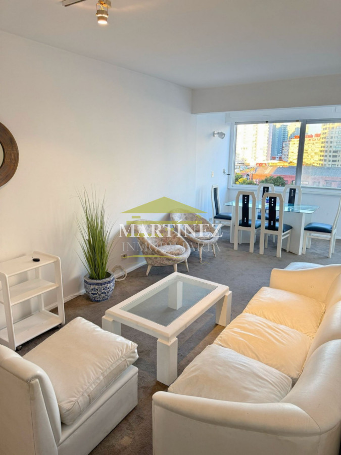Apartamento ID.13 - Venta apartamento 1 dormitorio y medio en Punta del este, Primera línea
