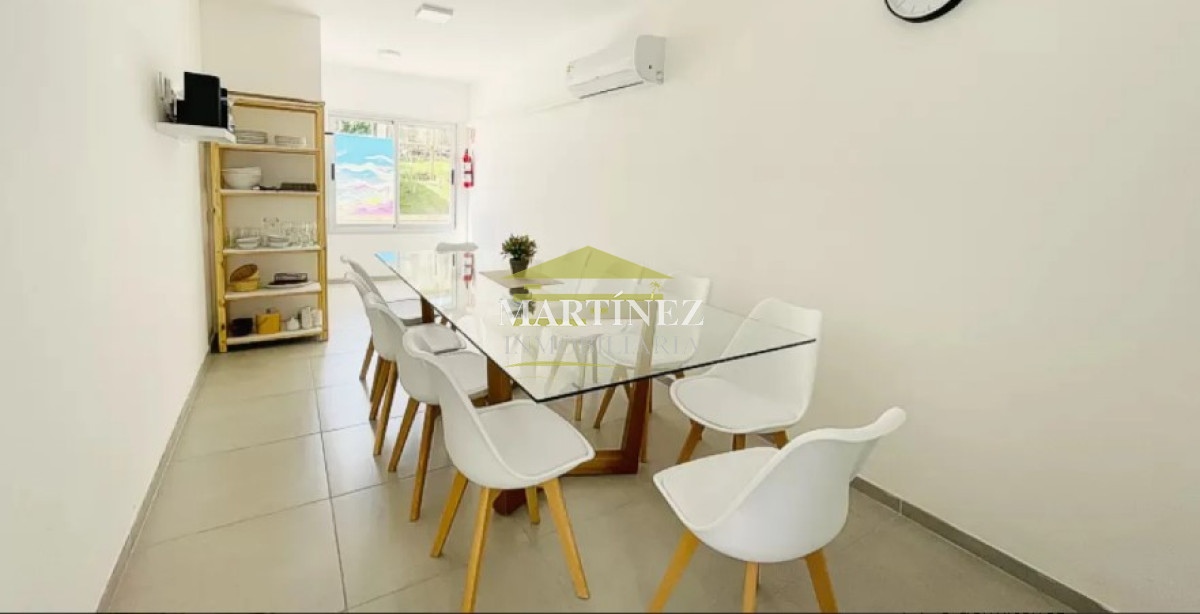 Apartamento ID.86 - Venta apartamento de 3 dormitorios 2 baños en zona Centro de Maldonado 