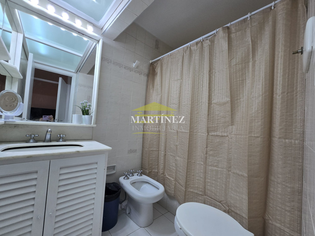 Apartamento ID.13 - Venta apartamento 1 dormitorio y medio en Punta del este, Primera línea