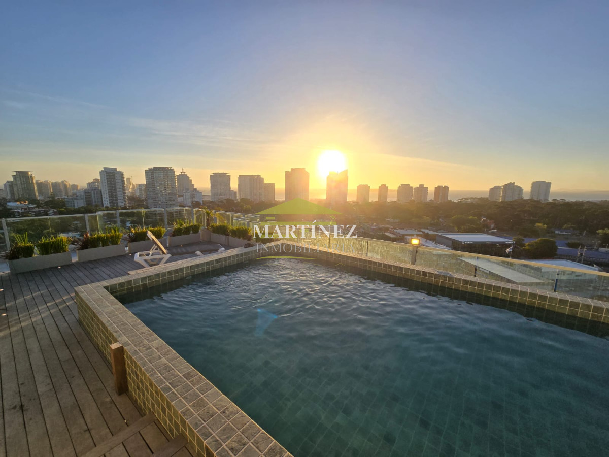 Apartamento ID.12 - Venta Apartamento 1 dormitorio y medio en edificio View I Punta del este