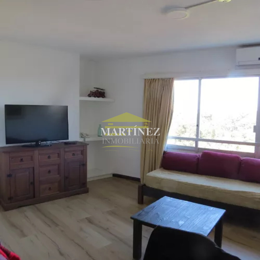Apartamento ID.21 - Alquiler Apartamento 1 dormitorio, Vista al mar en Av. Roosevelt, Punta del este