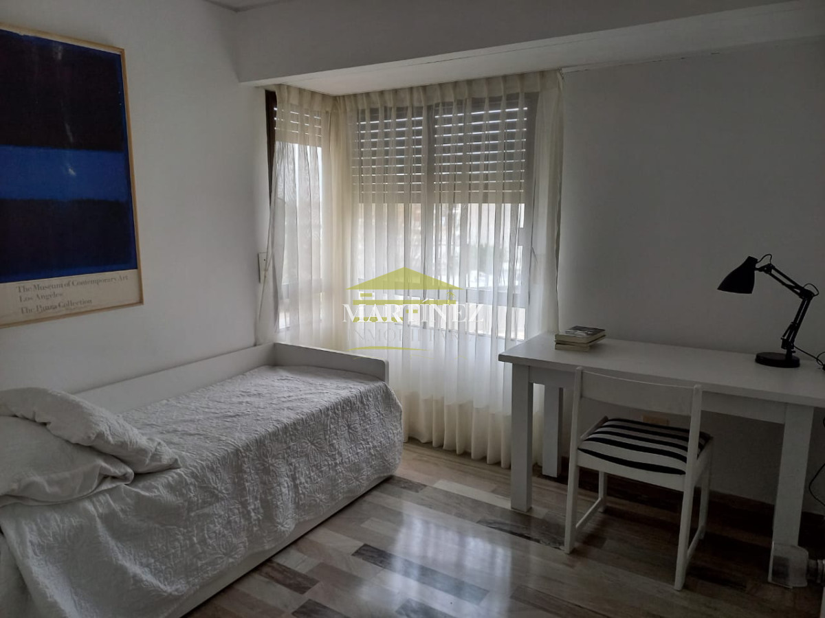Apartamento ID.106 - Alquiler de verano apartamento 3 dormitorios en Punta del este, Parada 1 Brava