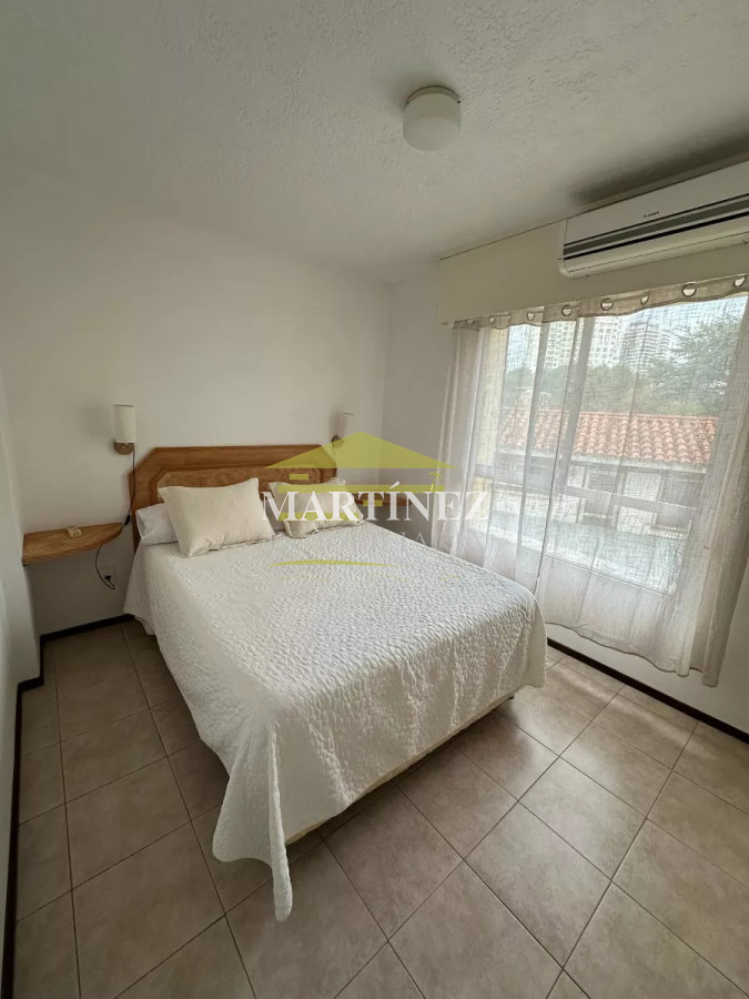 Apartamento ID.40 - Venta y Alquiler apartamento 2 dormitorios en Aidy Grill, Punta del este