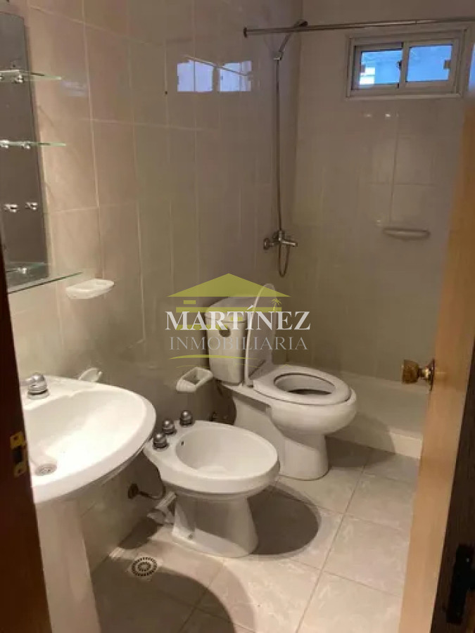 Apartamento ID.63 - Alquiler lindo apartamento 2 dormitorios en Av. Roosevelt, Punta del este