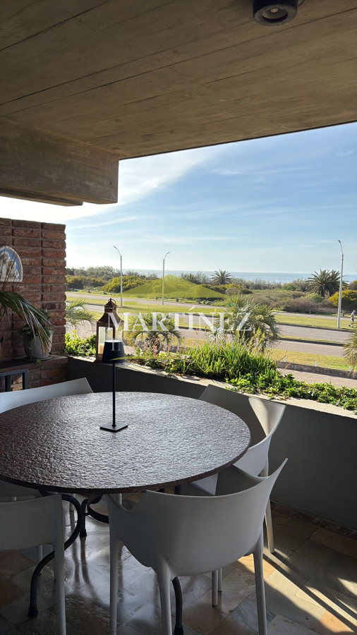 Apartamento ID.133 - Alquiler verano apartamento 4 dormitorios en Playa Brava, Punta del este