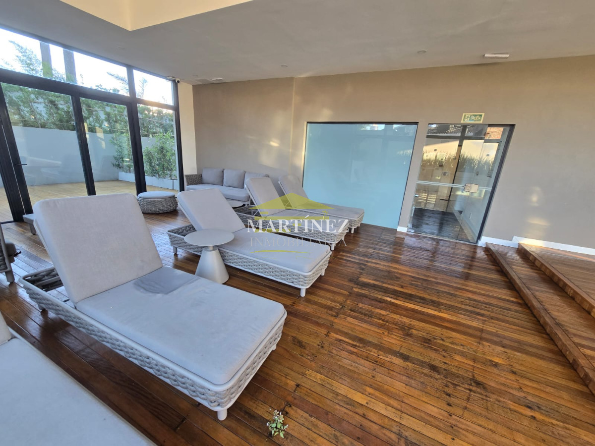 Apartamento ID.12 - Venta Apartamento 1 dormitorio y medio en edificio View I Punta del este
