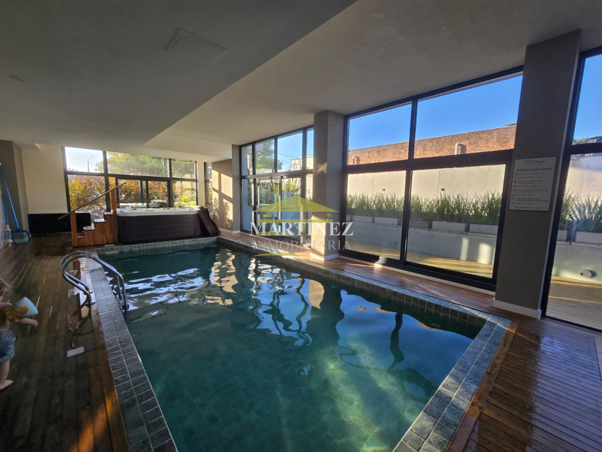 Apartamento ID.12 - Venta Apartamento 1 dormitorio y medio en edificio View I Punta del este