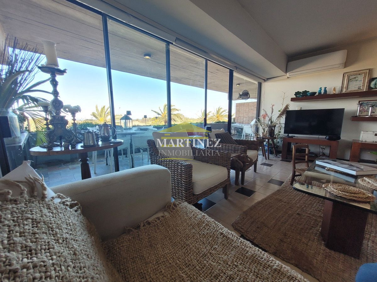 Apartamento ID.133 - Alquiler verano apartamento 4 dormitorios en Playa Brava, Punta del este