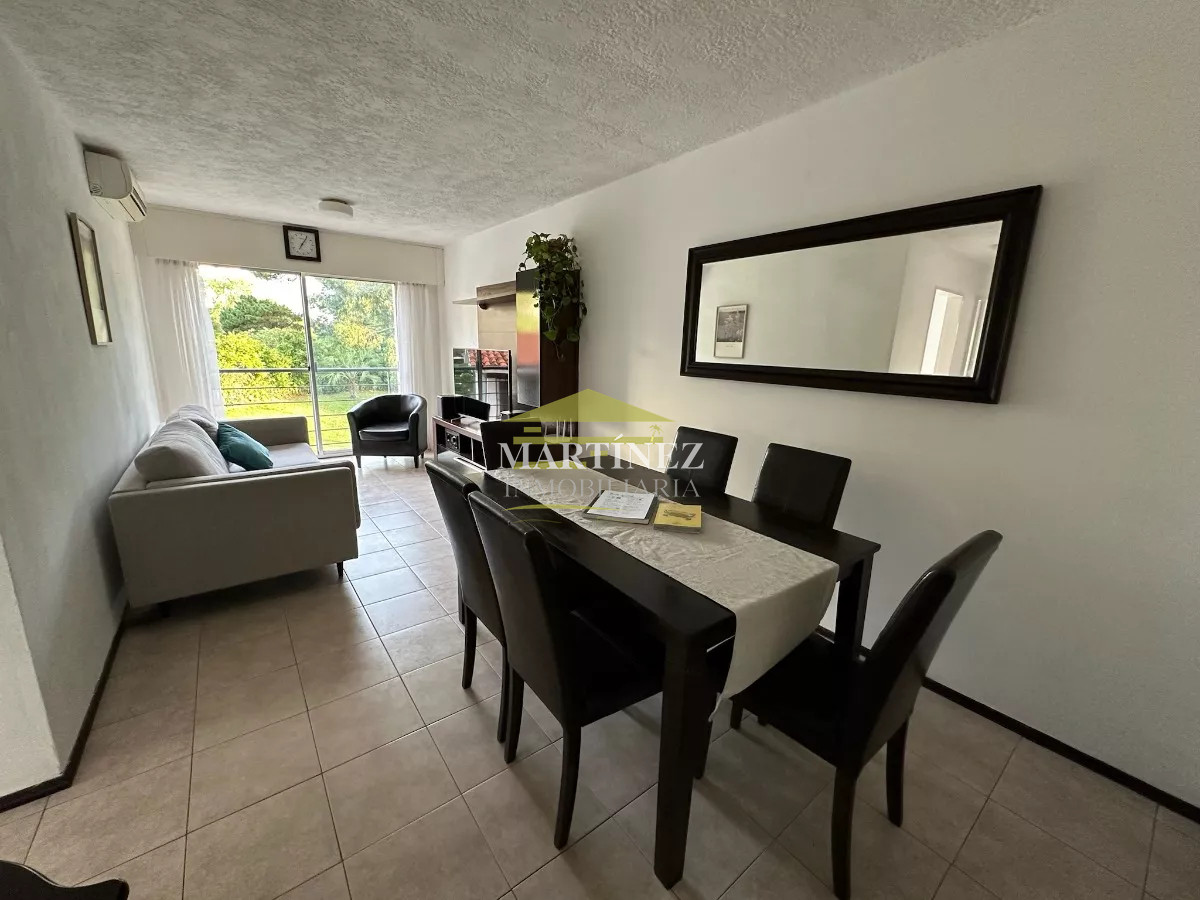 Apartamento ID.40 - Venta y Alquiler apartamento 2 dormitorios en Aidy Grill, Punta del este