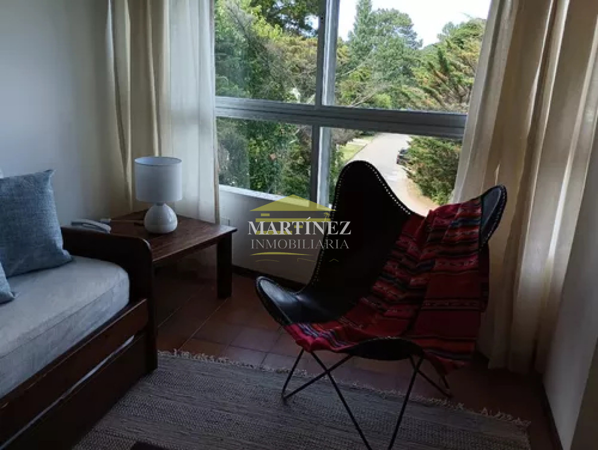 Apartamento ID.37 - Alquiler apartamento 1 dormitorio con amenities en Av. Roosevelt, Punta del este