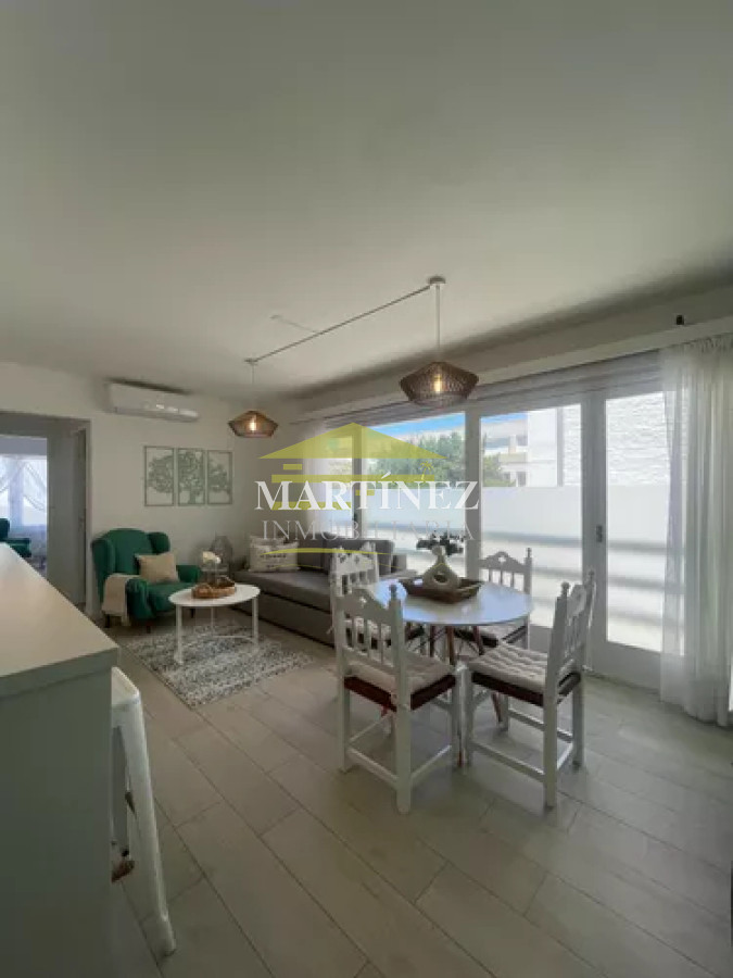 Apartamento ID.23 - Alquiler Apartamento 1 dormitorio Peninsula, Punta del este a metros de playa el emir