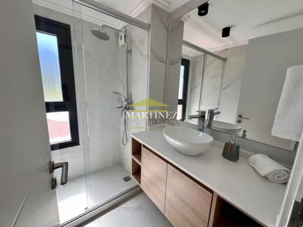 Apartamento ID.34 - Apartamento 2 Dormitorios Av. Roosevelt, Punta del Este con Amenities