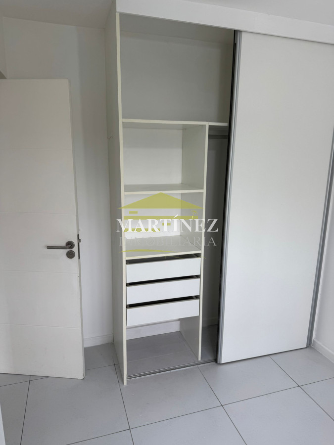 Apartamento ID.104 - Venta apartamento 3 dormitorios 2 baños con Terraza y parrillero en Centro de Maldonado