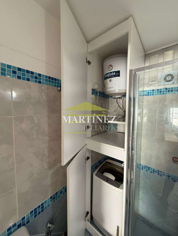 Apartamento ID.62 - Alquiler lindo monoambiente con cochera en Península, Punta del este