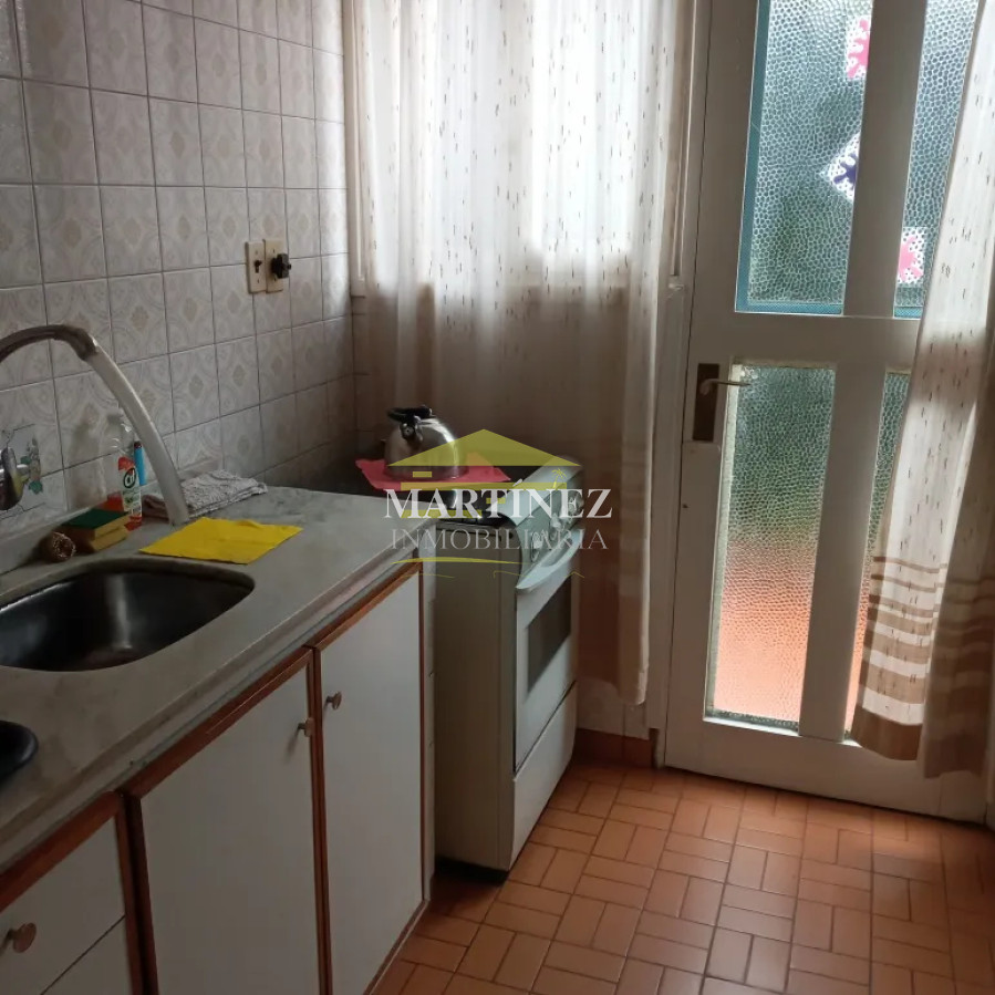 Apartamento ID.58 - Alquiler apartamento 1 dormitorio con Patio y Parrillero en Punta del este, Parada 7 Mansa