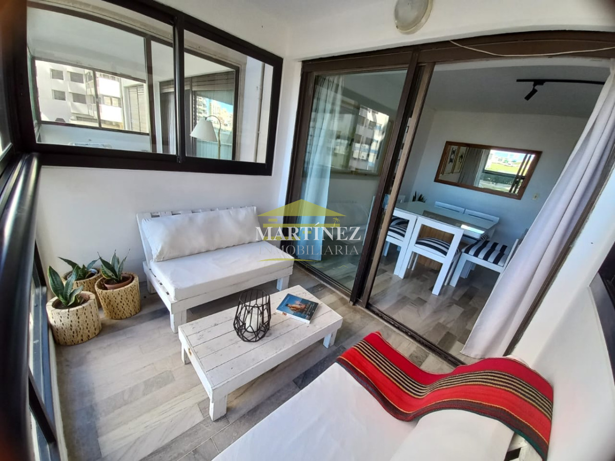 Apartamento ID.106 - Alquiler de verano apartamento 3 dormitorios en Punta del este, Parada 1 Brava