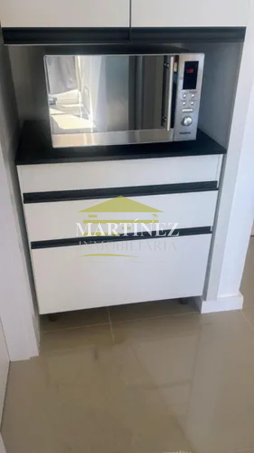Apartamento ID.51 - Alquiler Apartamento 1 dormitorio en Av. Roosevelt, Punta del este