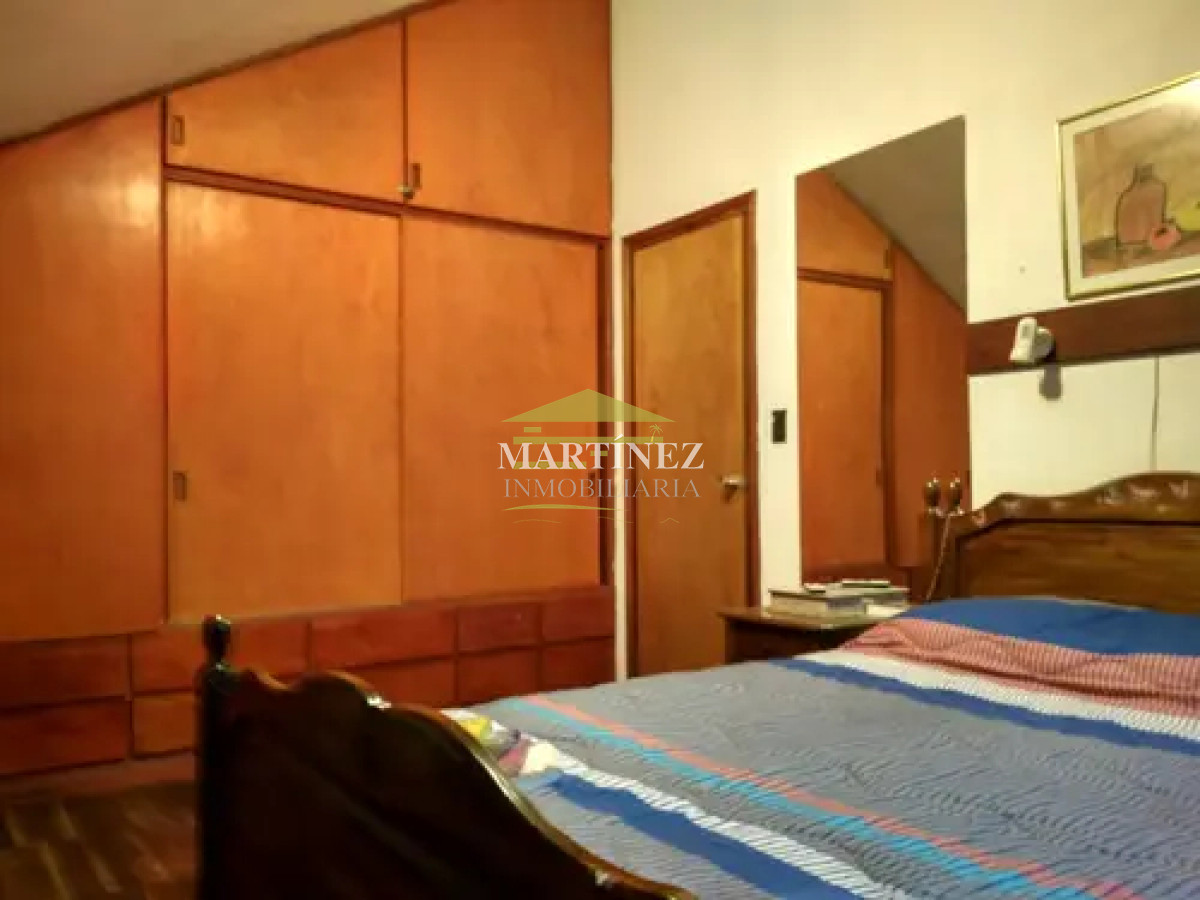 Casa ID.26 - Alquiler anual Excelente Casa En Zona Cantegril Punta Del Este