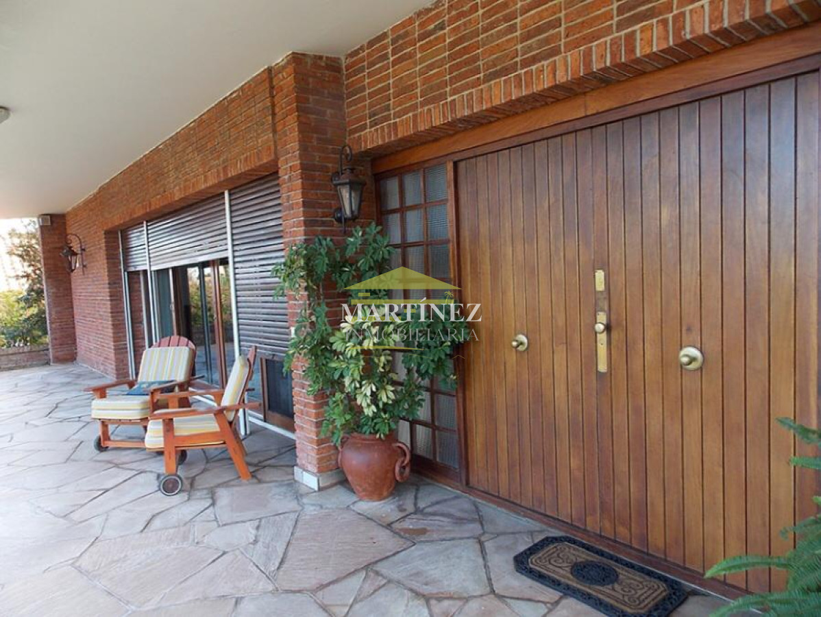 Casa ID.10 - Gran Casa en alquiler a metros del mar en Punta del este