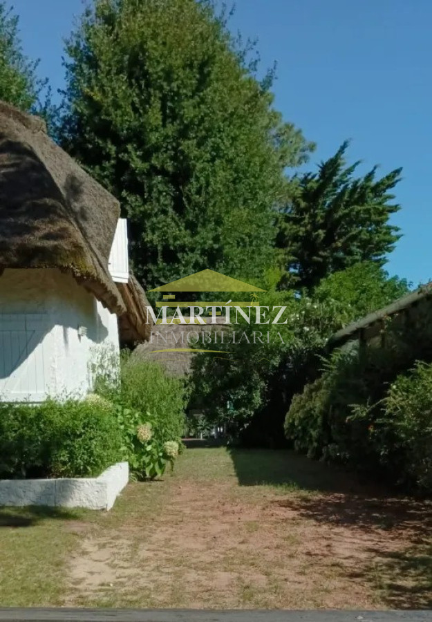 Casa ID.43 - Alquiler hermosa casa 3 dormitorios 2 baños en Punta del este, Rincón del Indio