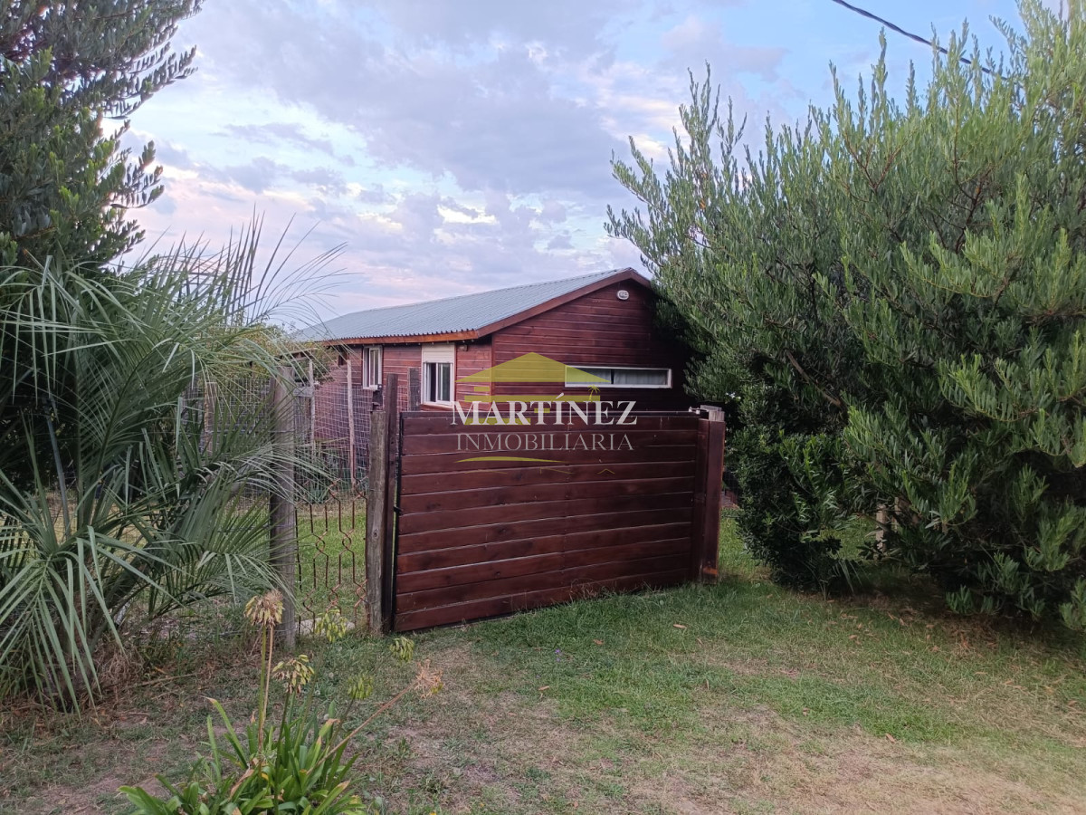 Casa ID.33 - Alquiler linda cabaña 2 dormitorios con patio en La Bota, Manantiales