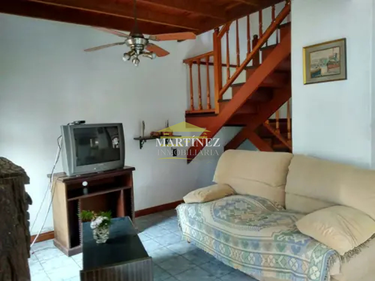 Casa ID.26 - Alquiler anual Excelente Casa En Zona Cantegril Punta Del Este