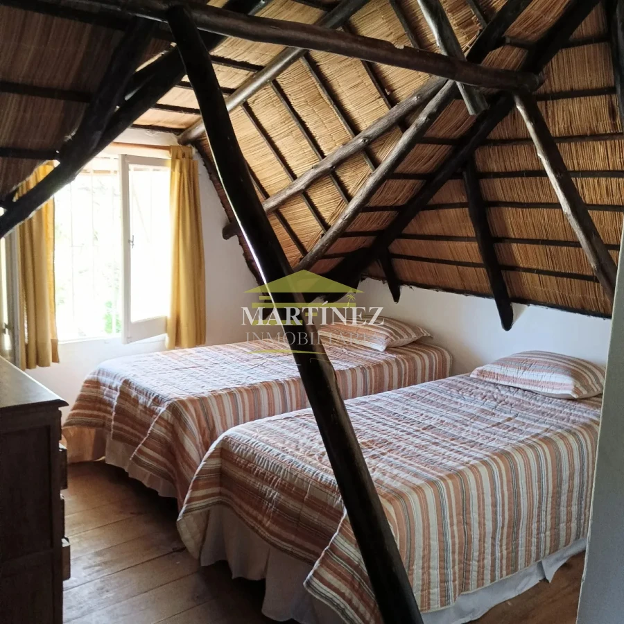 Casa ID.43 - Alquiler hermosa casa 3 dormitorios 2 baños en Punta del este, Rincón del Indio