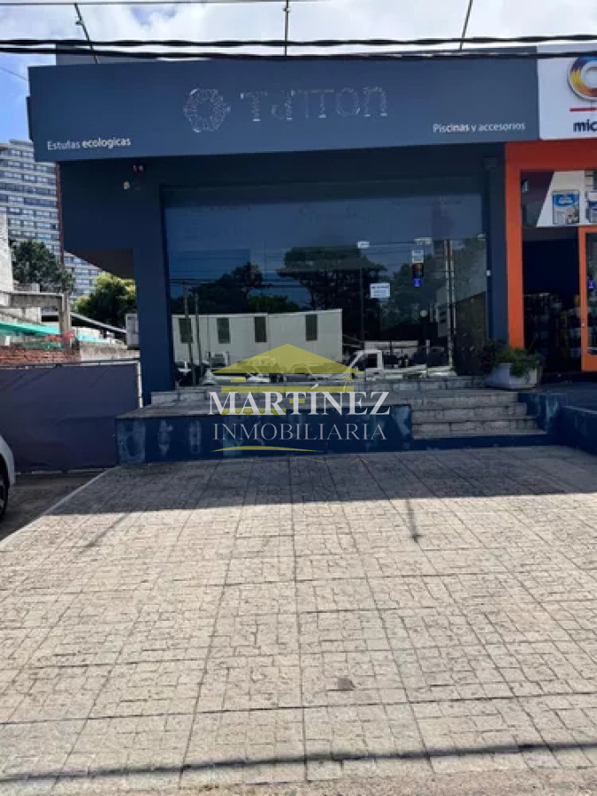 Local Comercial ID.11 - Alquiler Local Comercial 100m2 en Maldonado en frente a Avenida