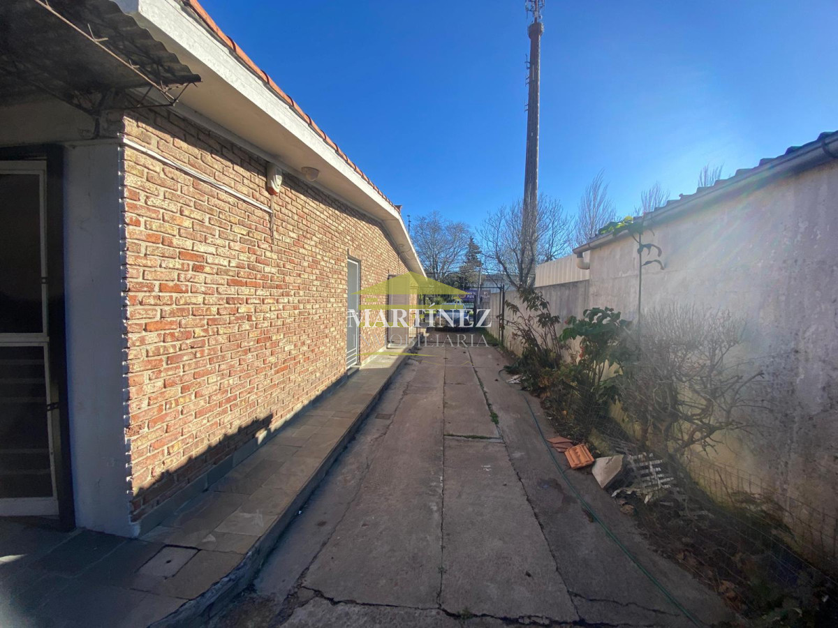 Terreno ID.8 - Venta Terreno 1056m2 en centro Maldonado en estratégica avenida 