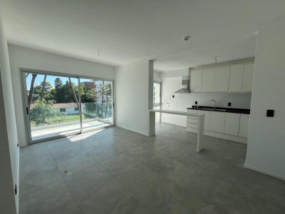 Venta y alquiler Anual apartamento.
